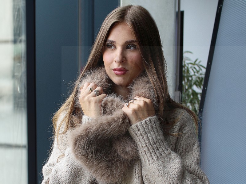 Női szőrme sál Női szőrme sál