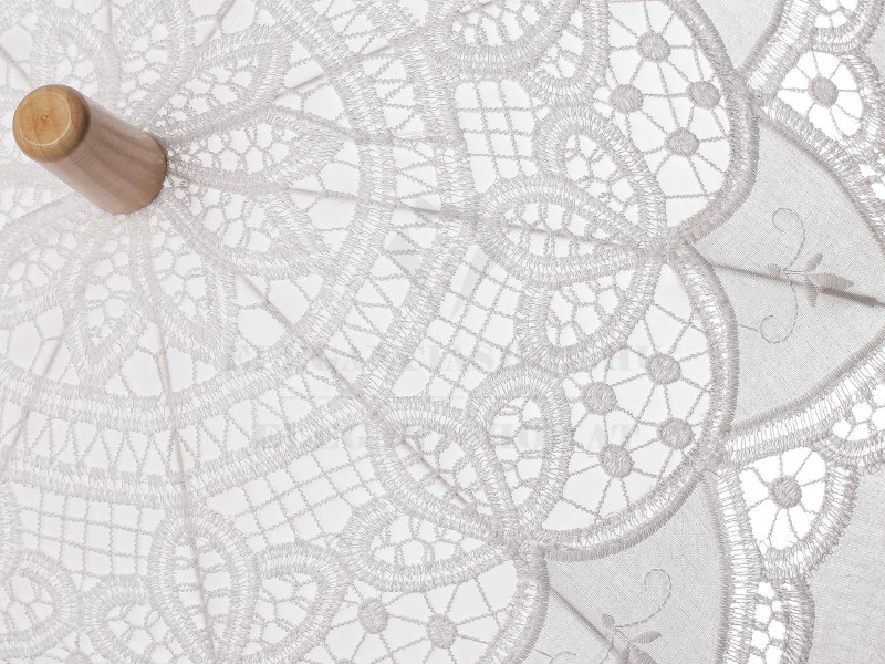                         Hímzett esküvői napernyő Női kiegészítők