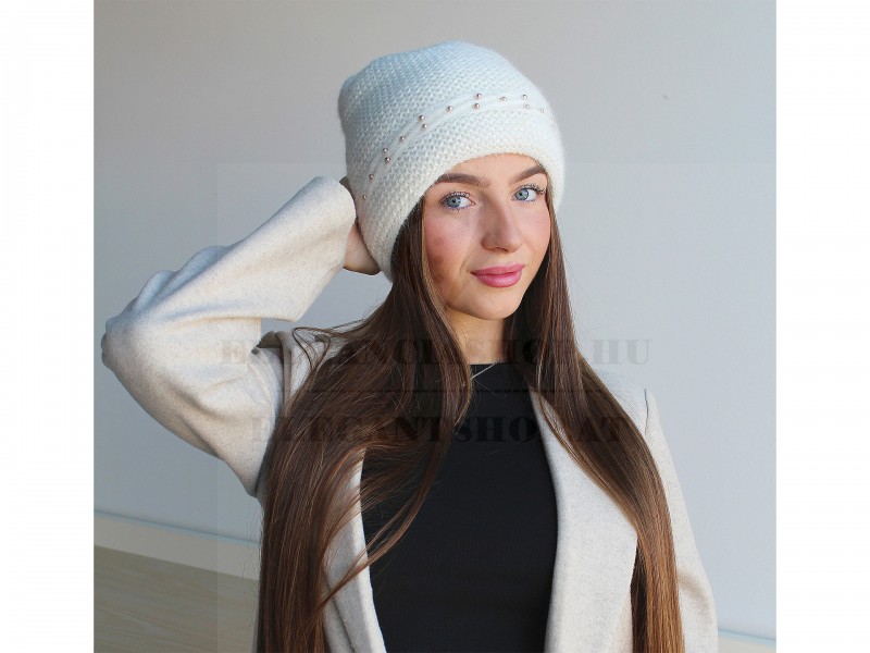    Női téli sapka gyöngyökkel Női sapka,kesztyű,sál