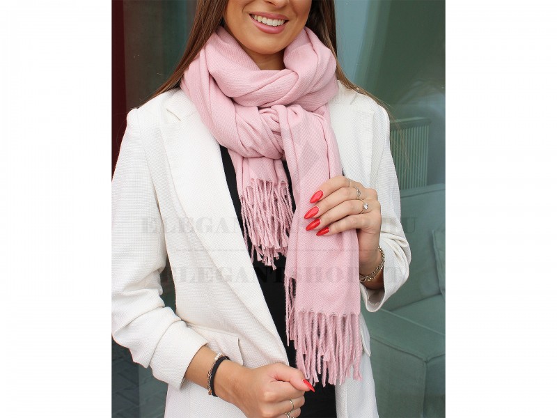 Női téli sál rojtokkal Női téli sál rojtokkal