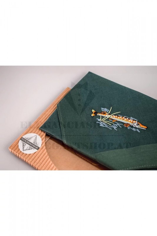                  Hímzett pamut zsebkendő - Csuka Pamut zsebkendő